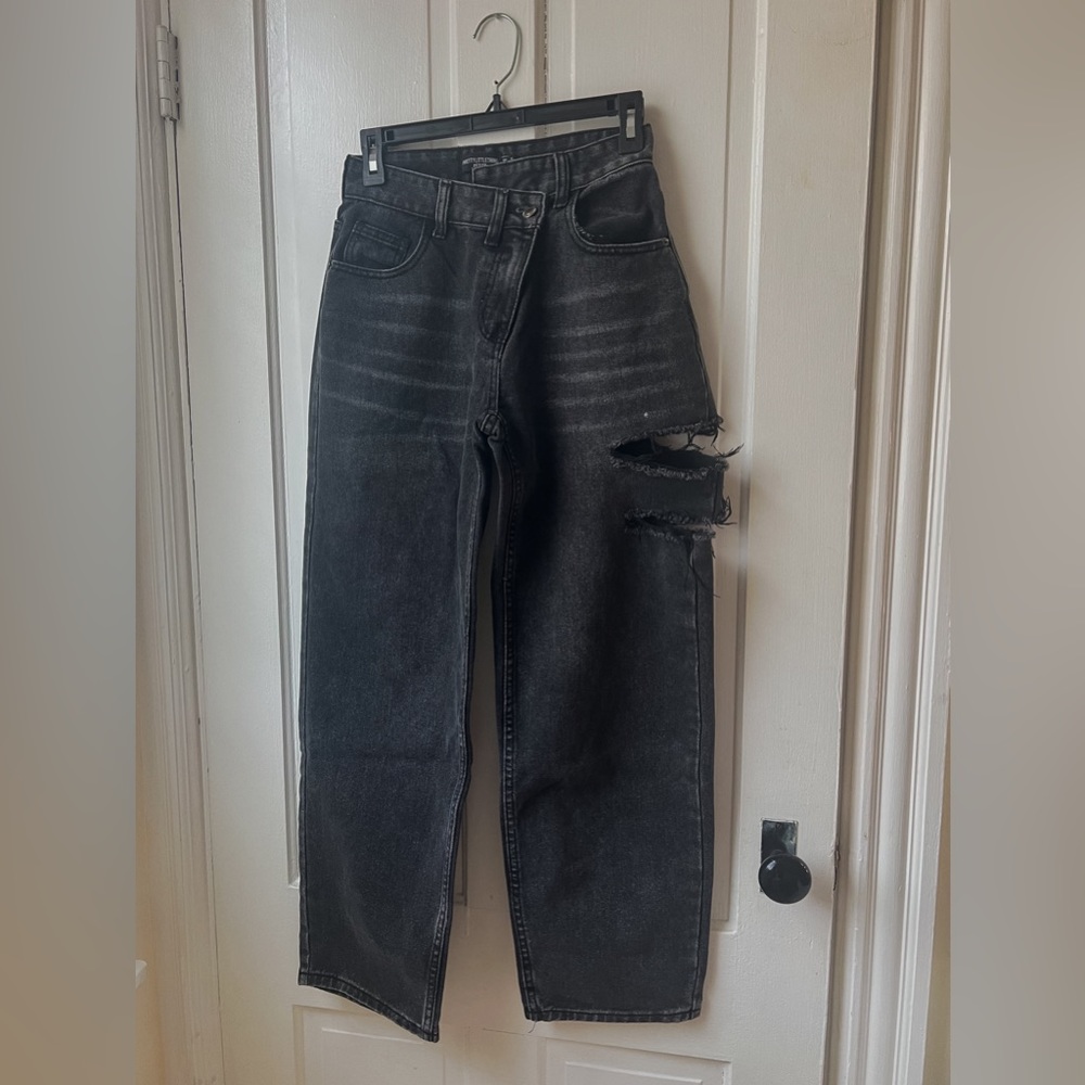 LIGHTLY worn high waisted slanted waist/button enclosure, ripped thigh slit.